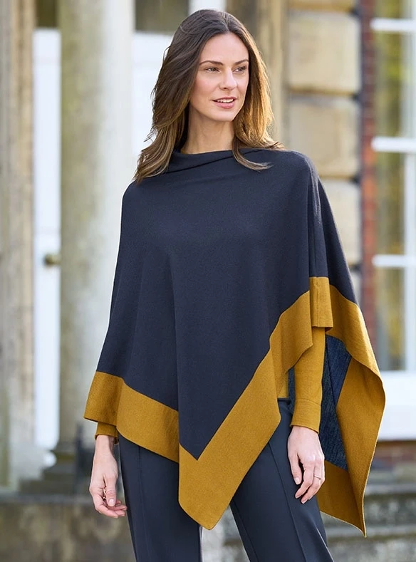 Poncho en mérinos